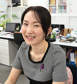 鈴木 陽子